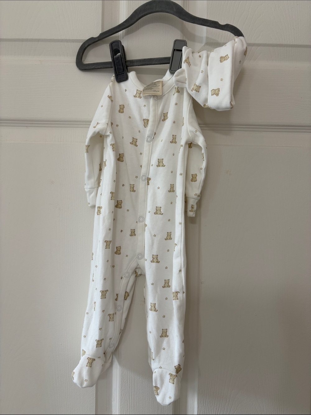 First Impressions White Footed One-Piece with Tan Bear Print- hat and burp cloth